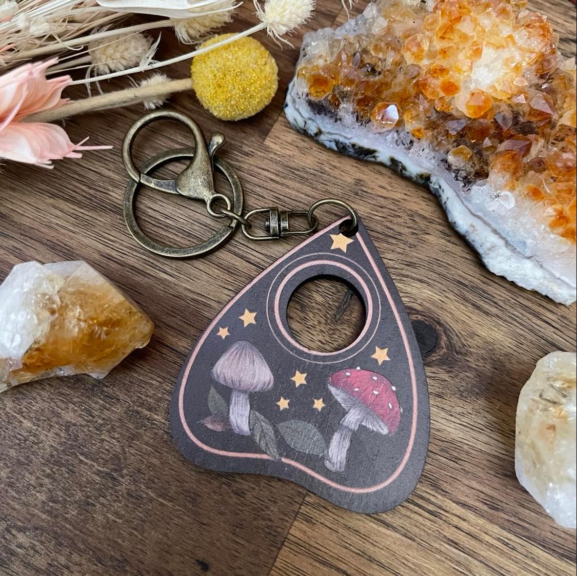 Planchette Mushroom keyring