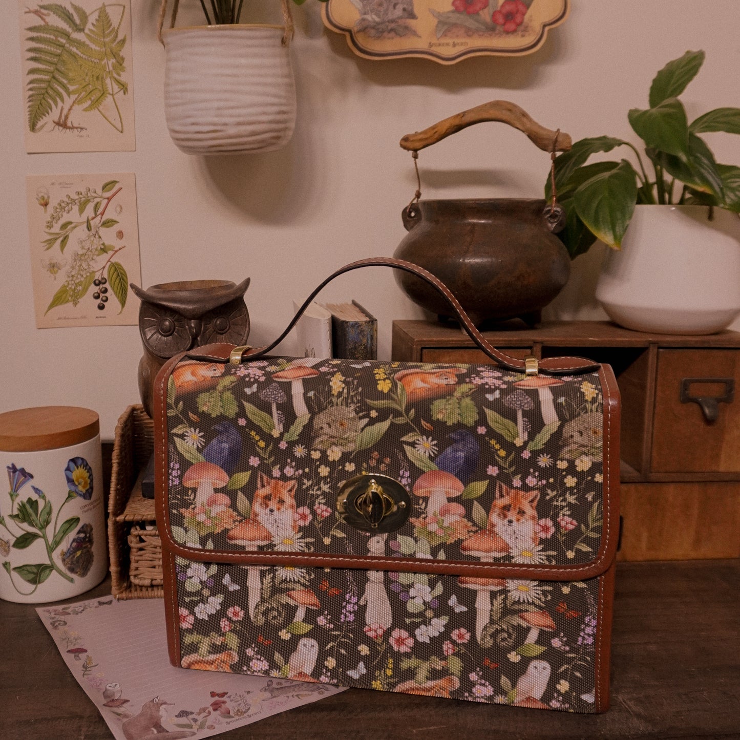 Woodland Animals - Brown background - Satchel Bag